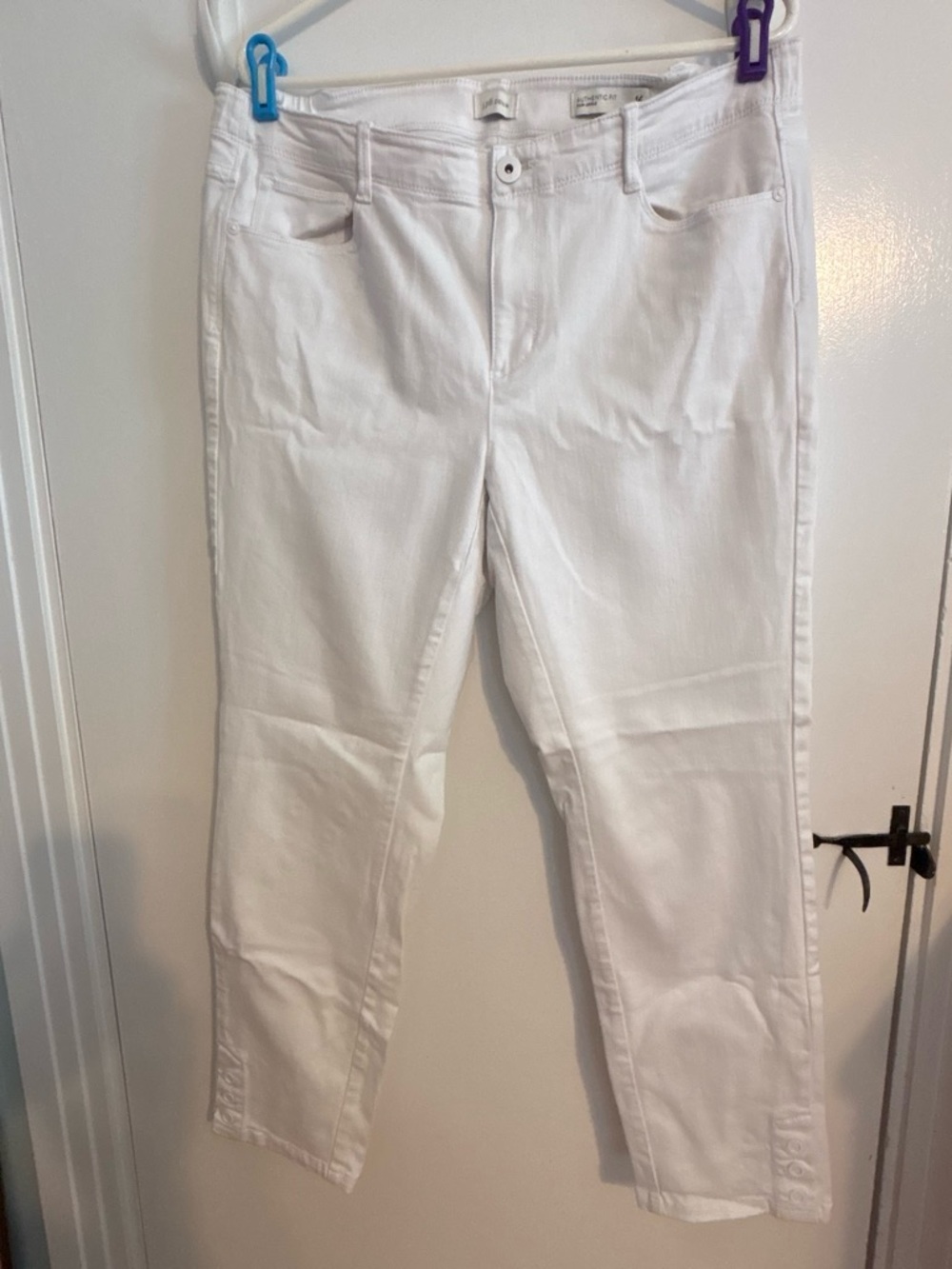 Women's White Stretch Jeans